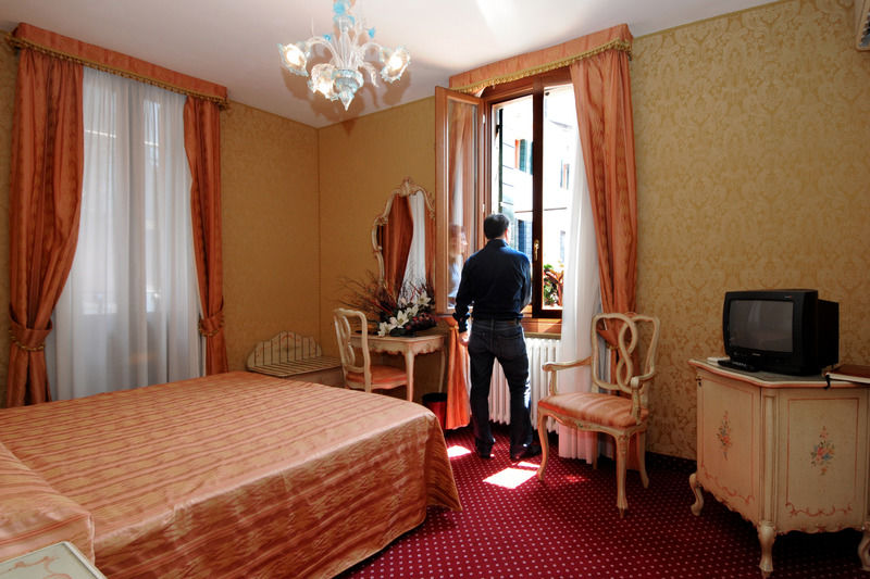Hotel Castello Venezia Eksteriør bilde